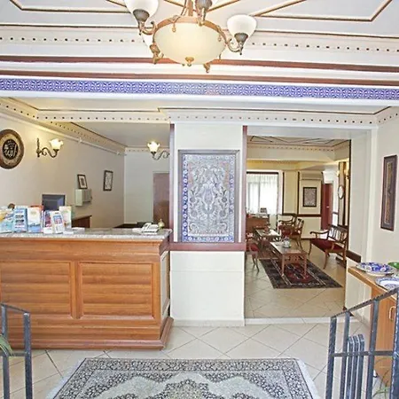 Szálloda Hippodrome 3*